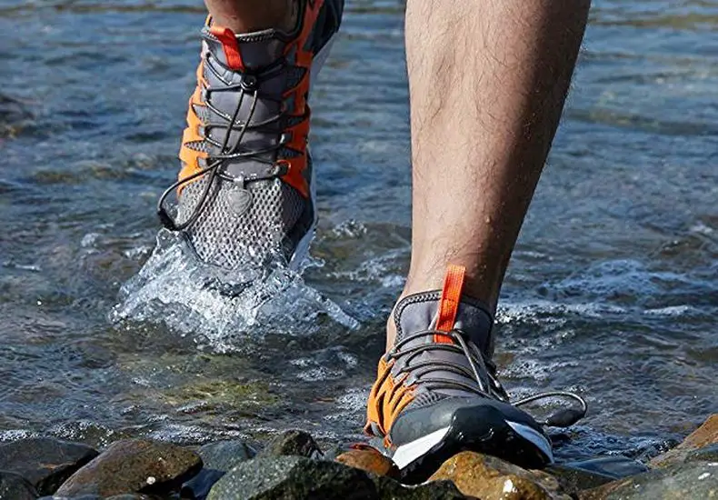 5 Best Water Hiking Shoes With Buyer’s Guide