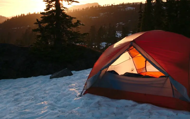 tent on winter snow